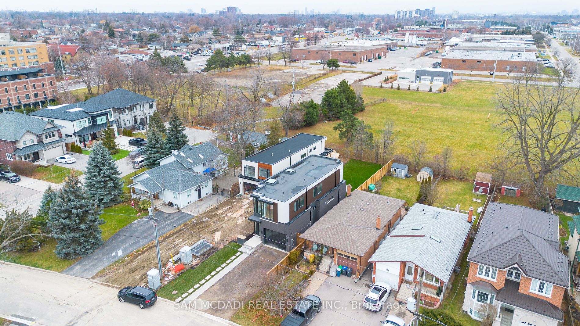 762 Montbeck Cres