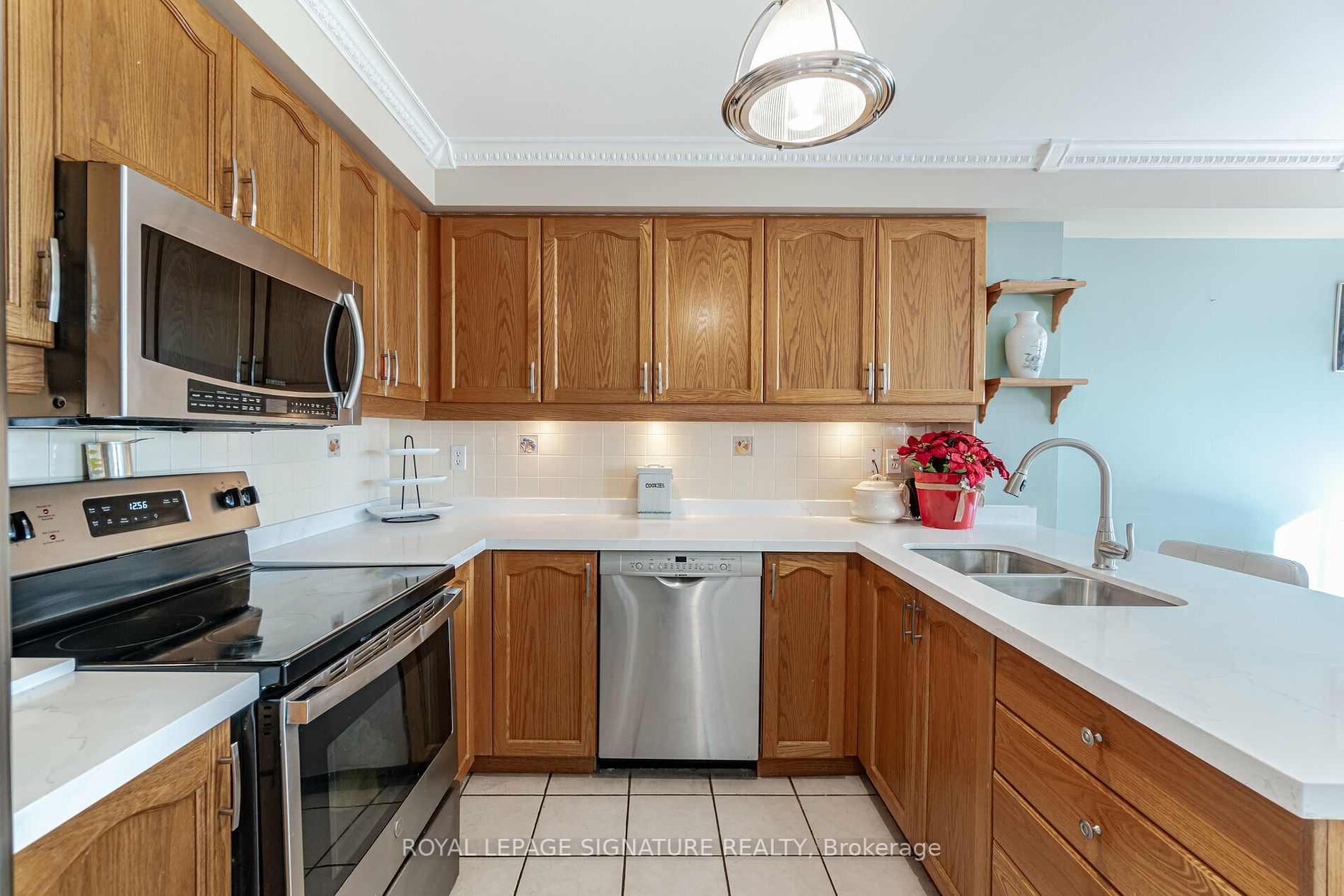 57 Wilmont Crt