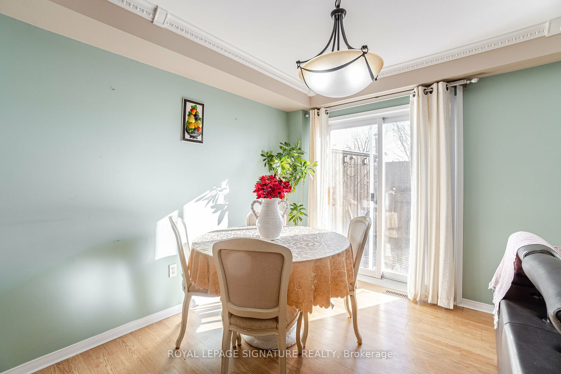57 Wilmont Crt