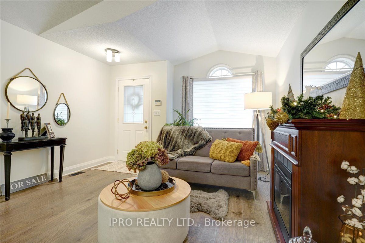 4109 Continental Dr