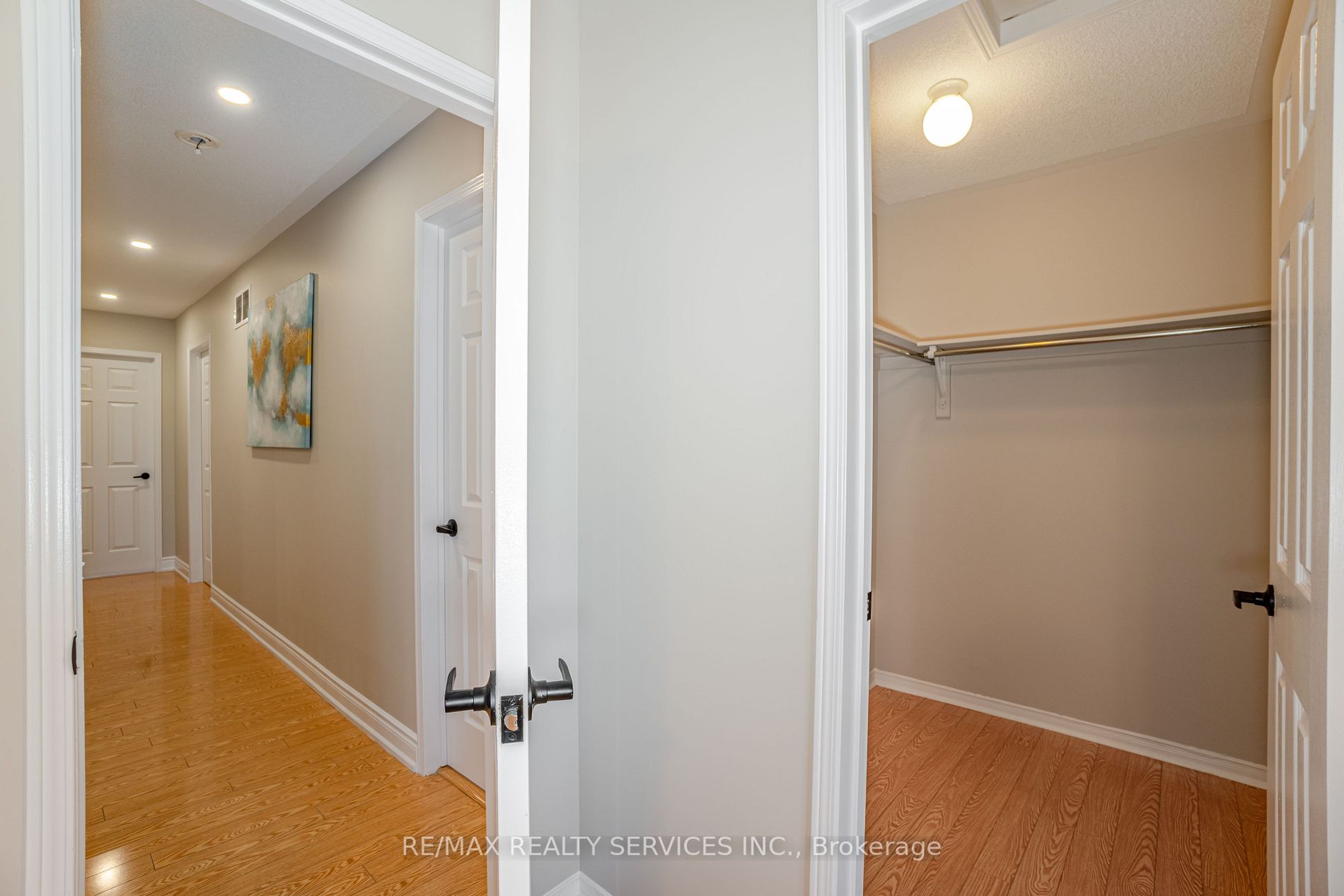 12 Owens Rd