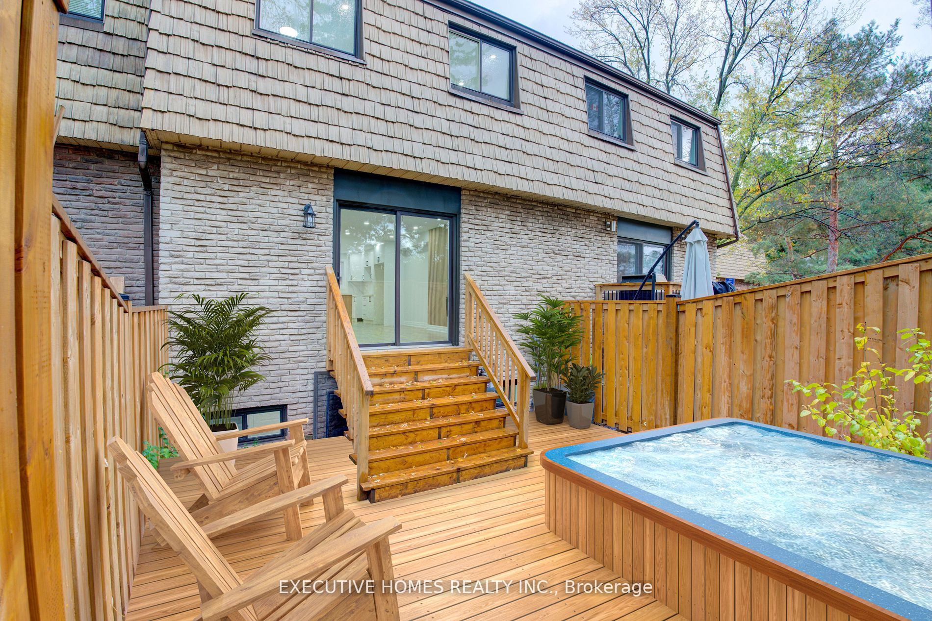 1532 Sixth Line, #13