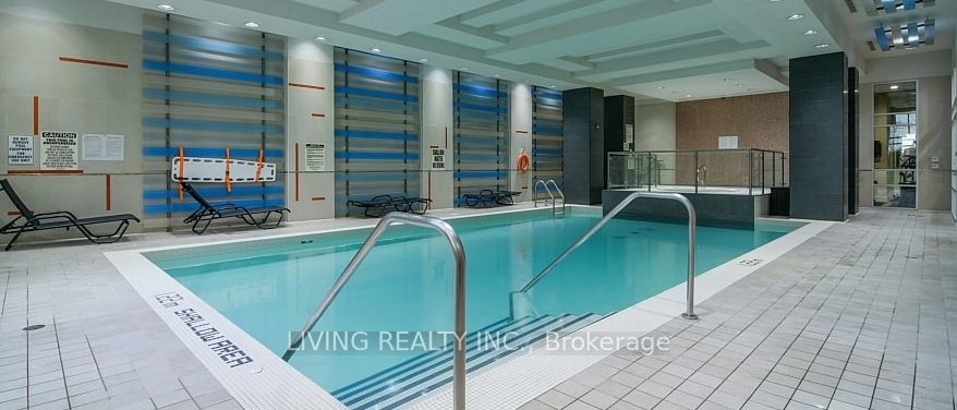 330 Burnhamthorpe Rd W, #2109