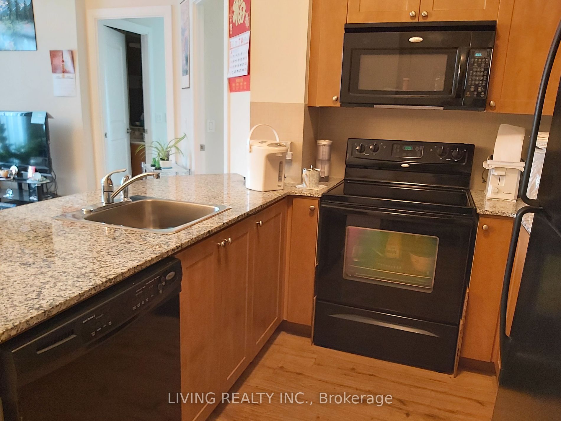 330 Burnhamthorpe Rd W, #2109