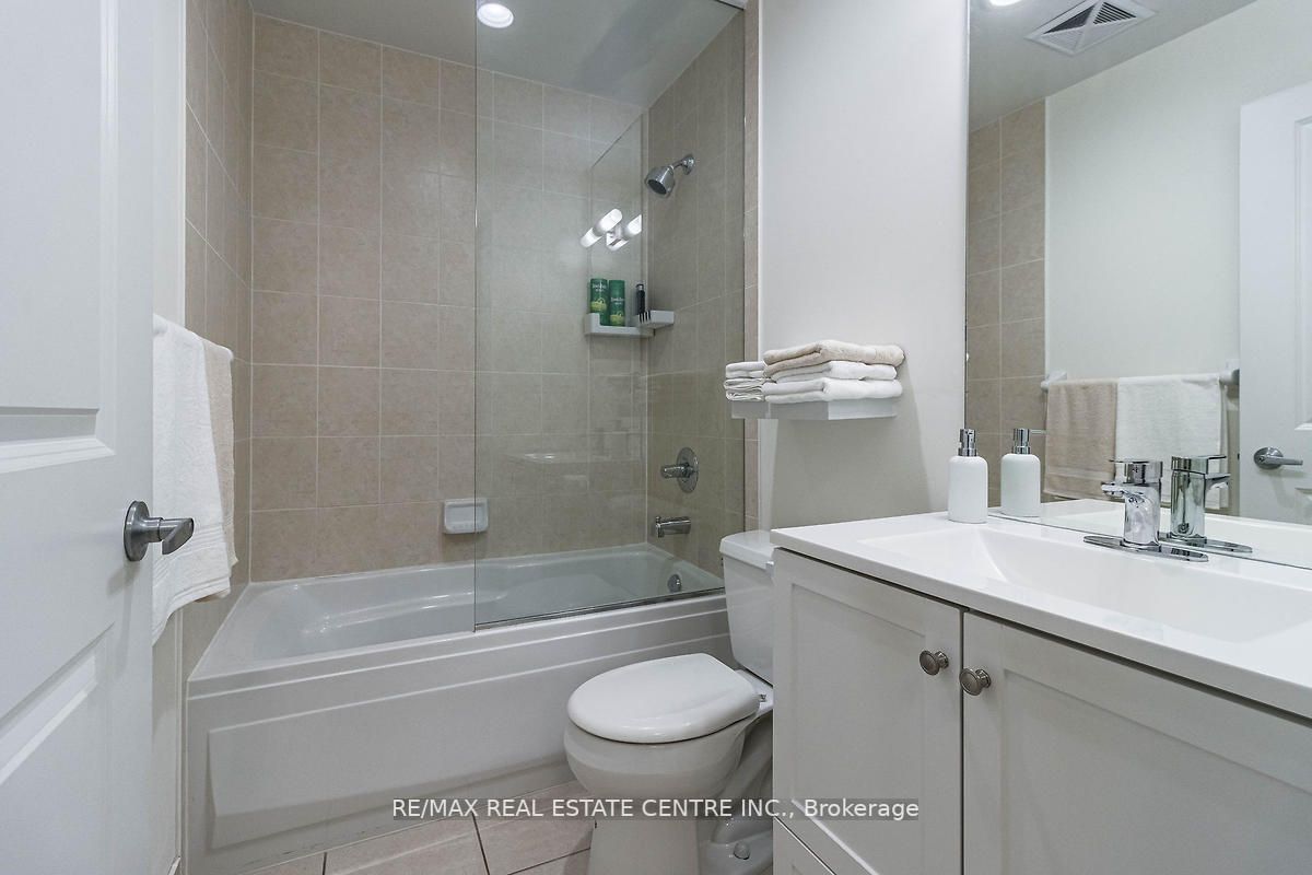 225 Sherway Gardens Road, #206