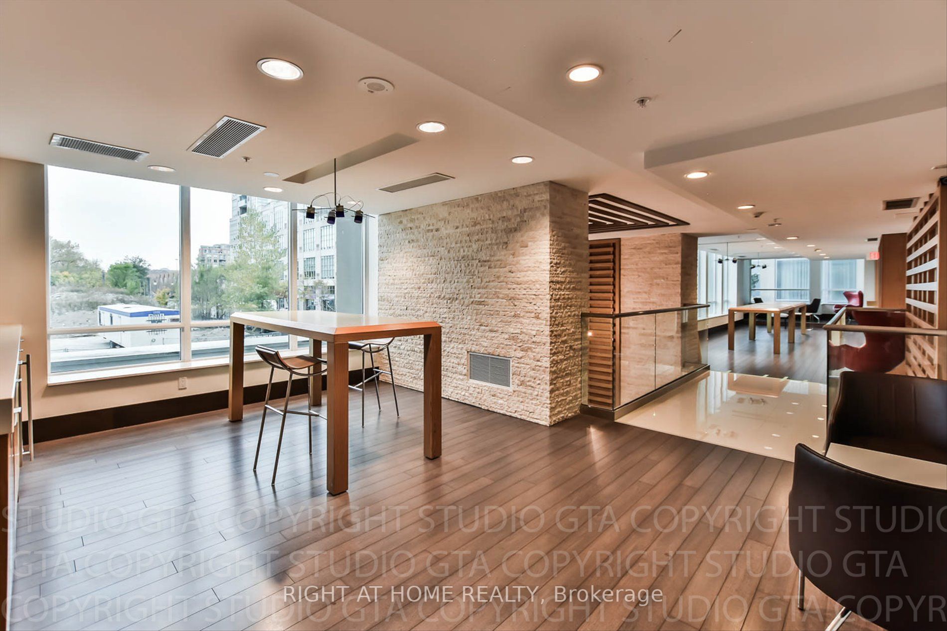 155 Legion Road N, #1313