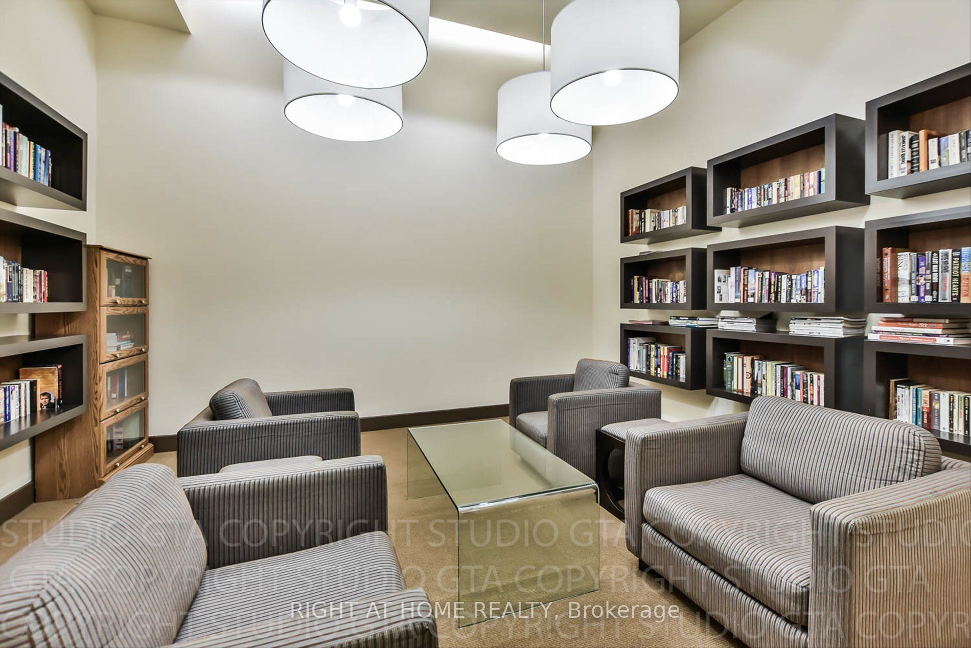 155 Legion Road N, #1313