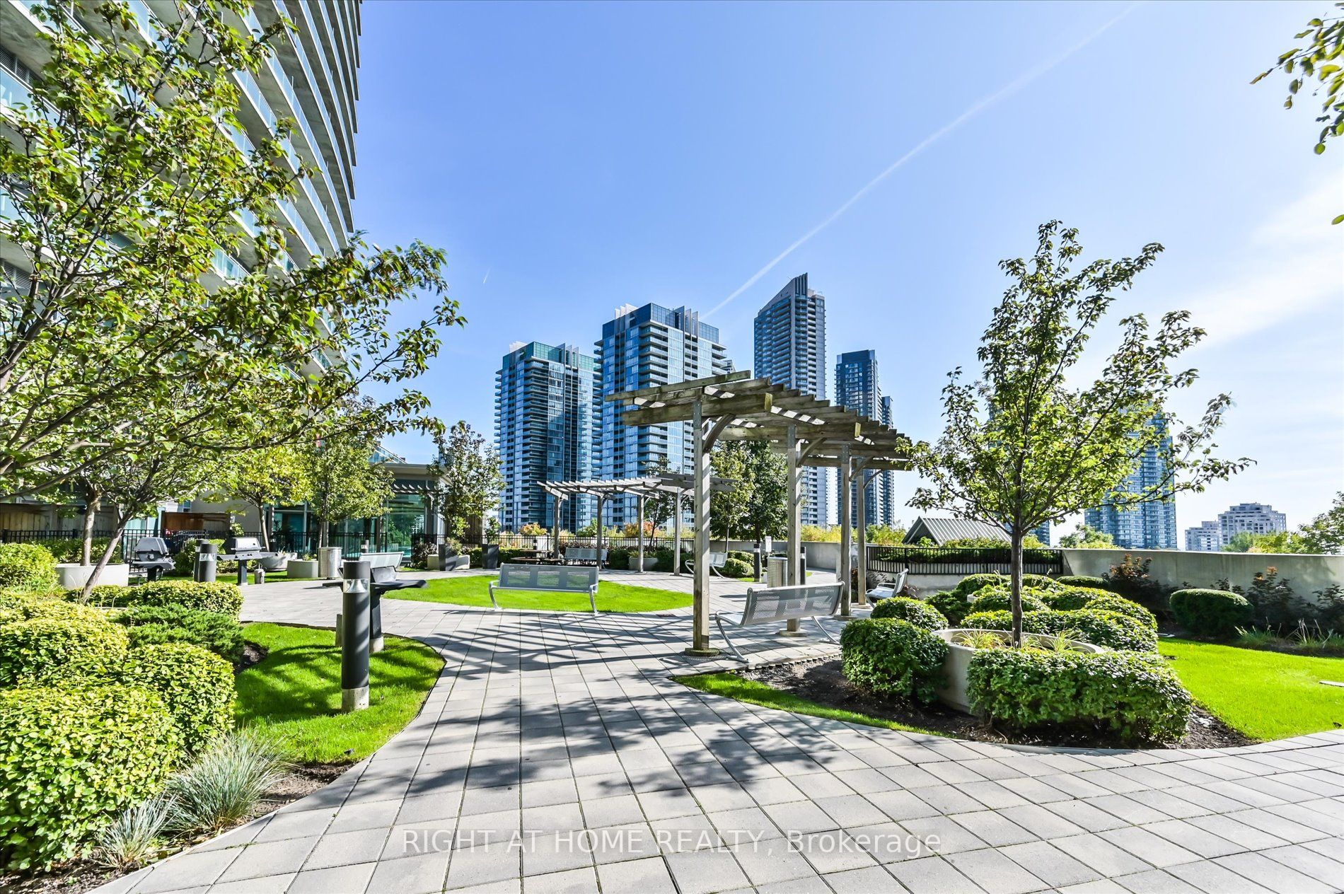 155 Legion Road N, #1313