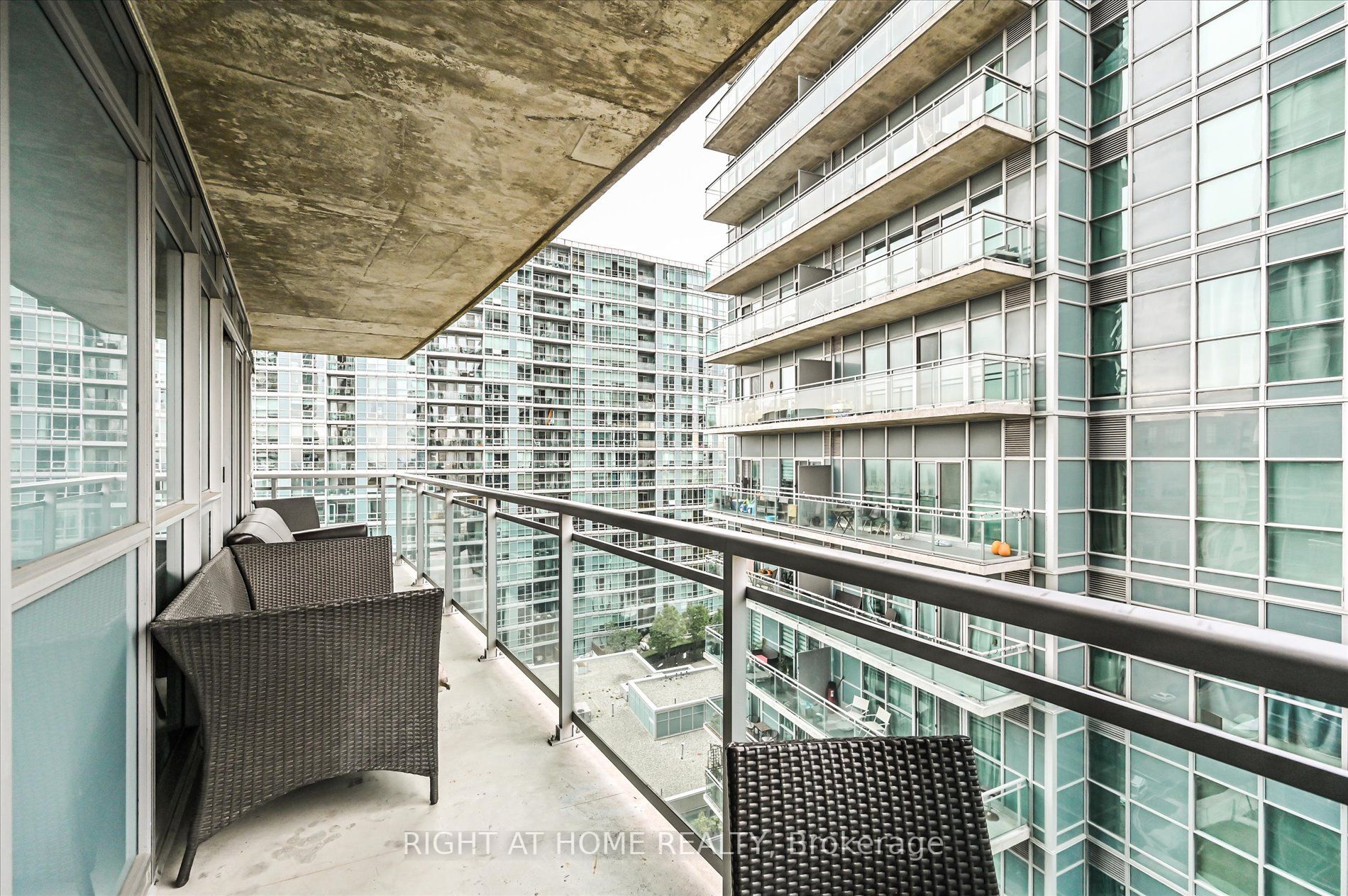 155 Legion Road N, #1313