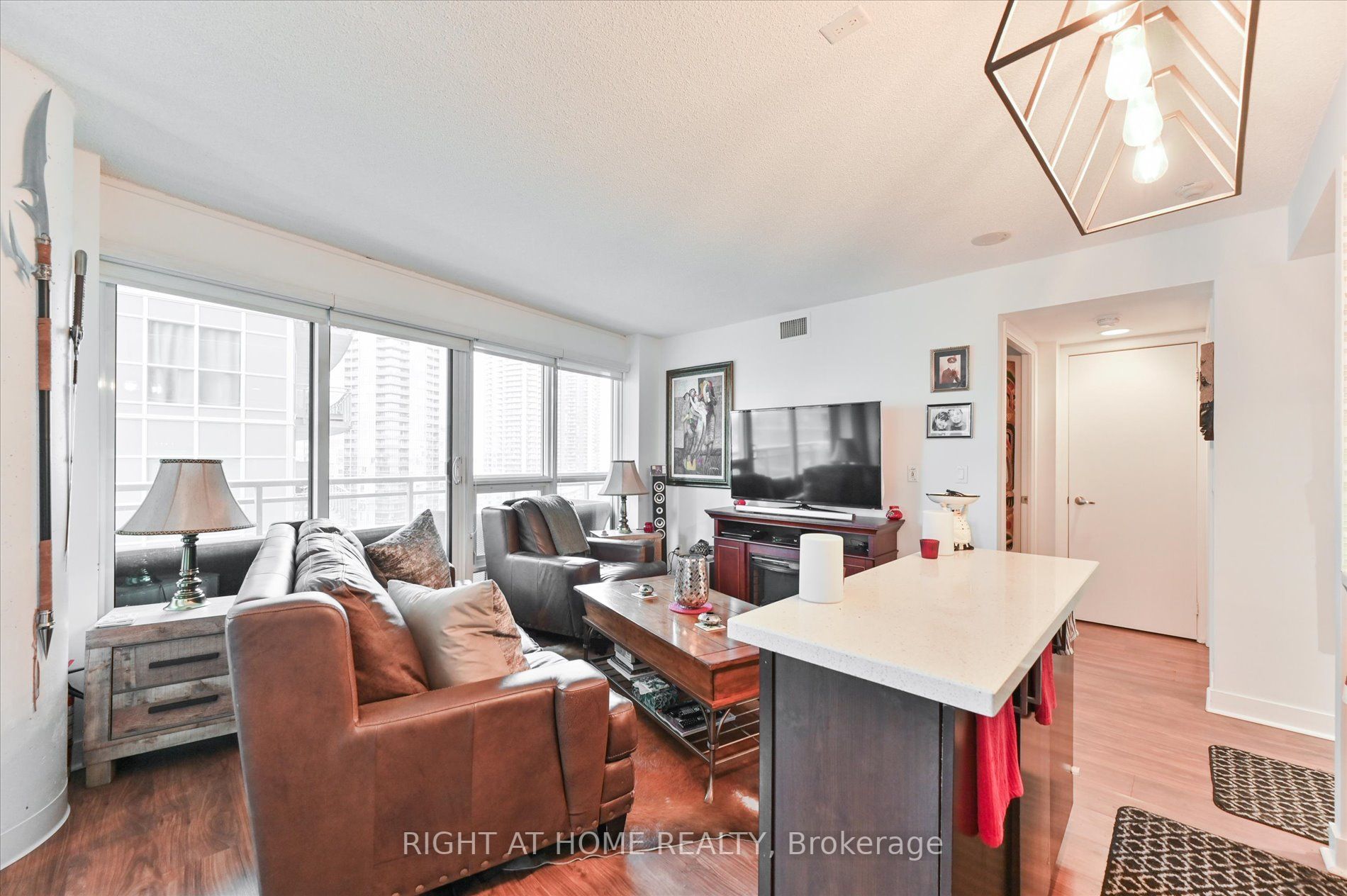 155 Legion Road N, #1313