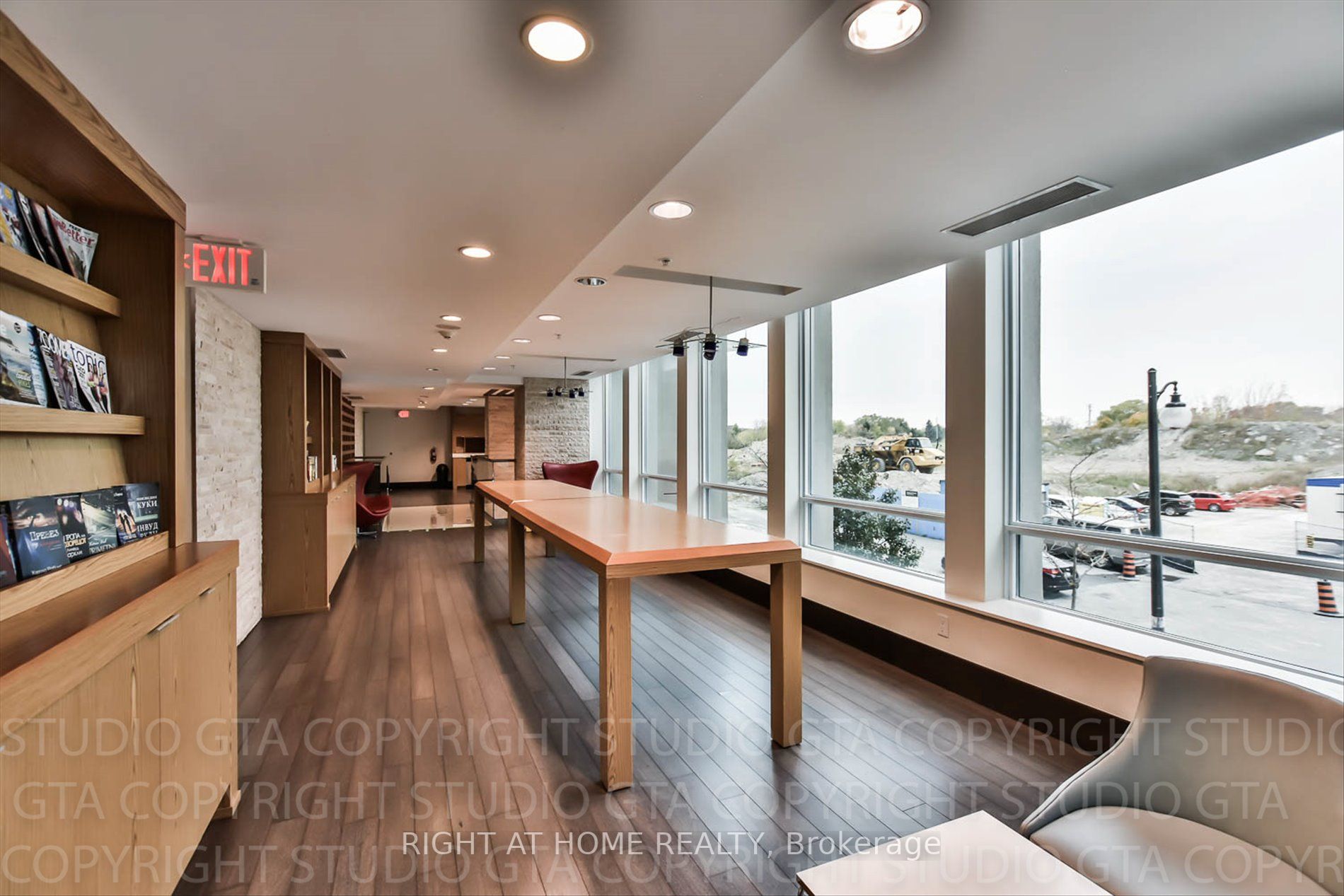 155 Legion Road N, #1313