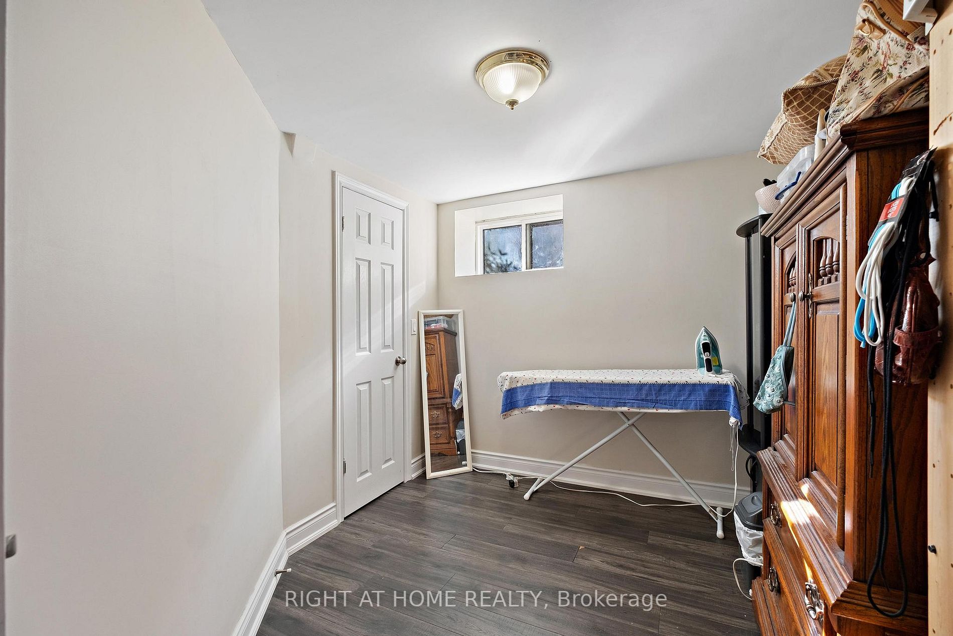 140 Meadowbrook Drive