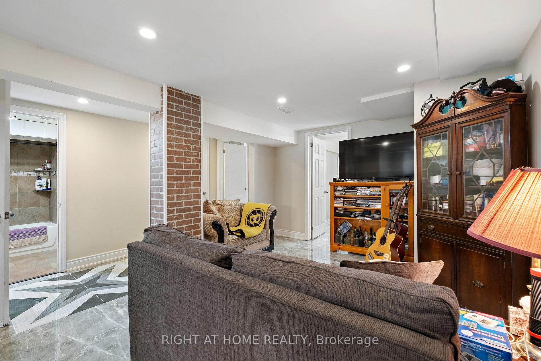 140 Meadowbrook Drive