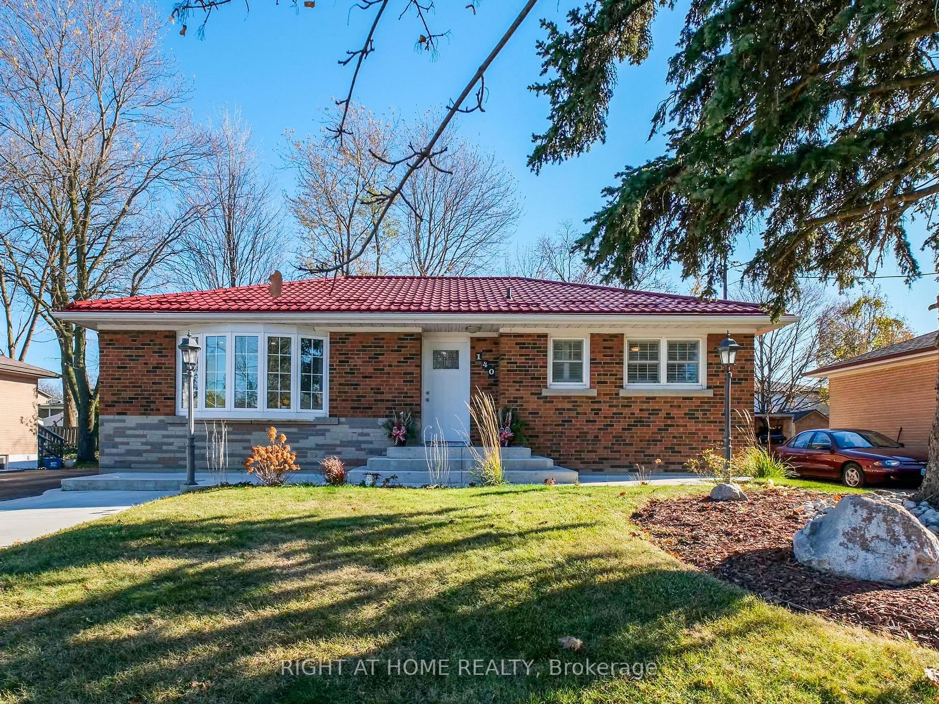 140 Meadowbrook Drive