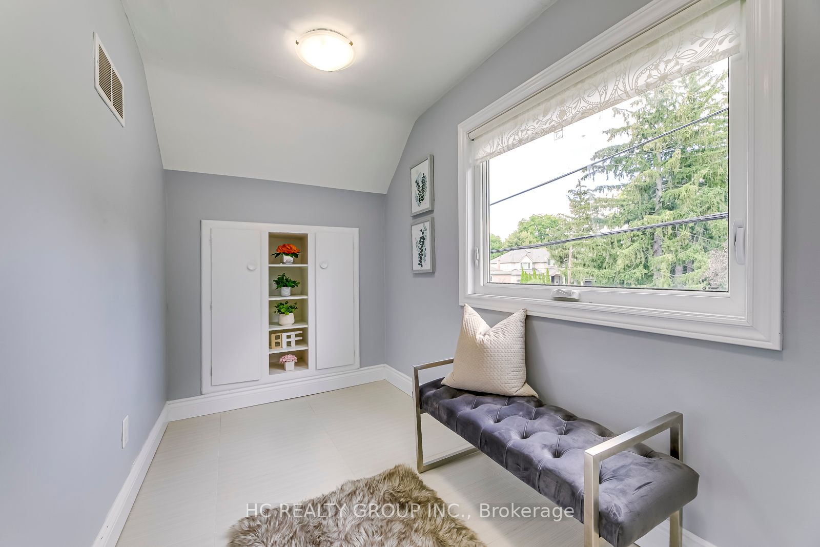 468 Lynd Ave