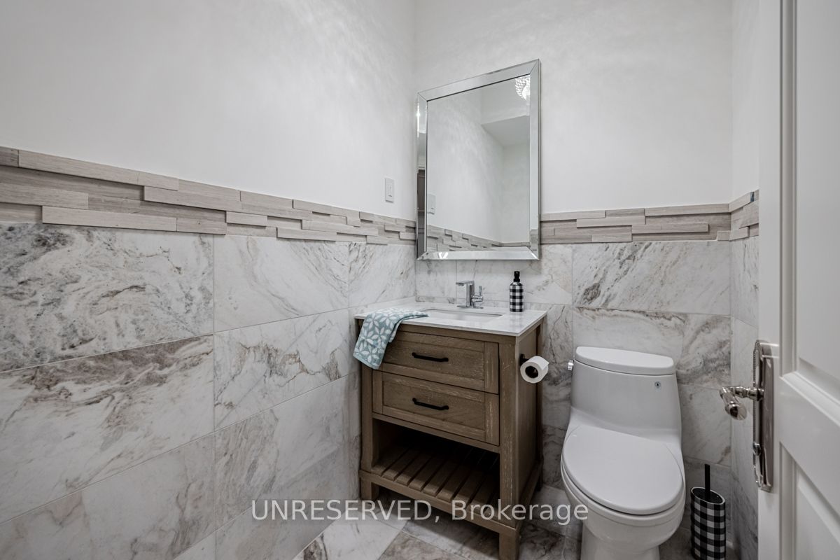 1257 Lakeshore Road W