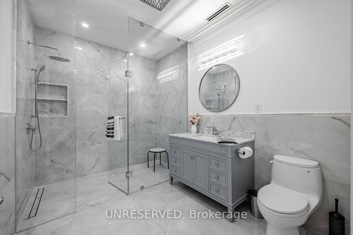 1257 Lakeshore Road W