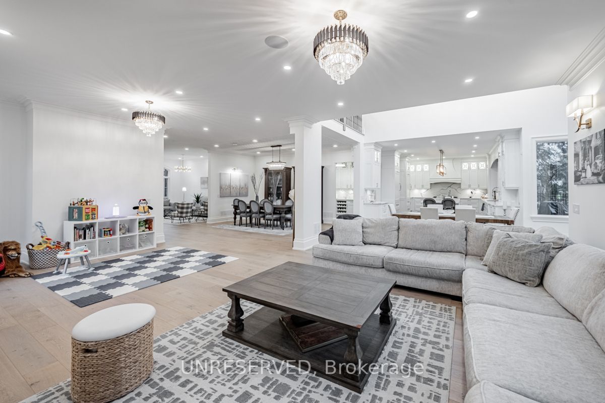1257 Lakeshore Road W