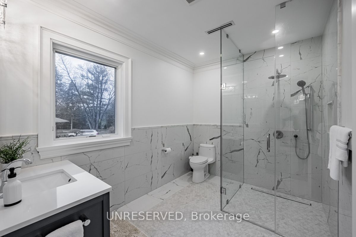 1257 Lakeshore Road W