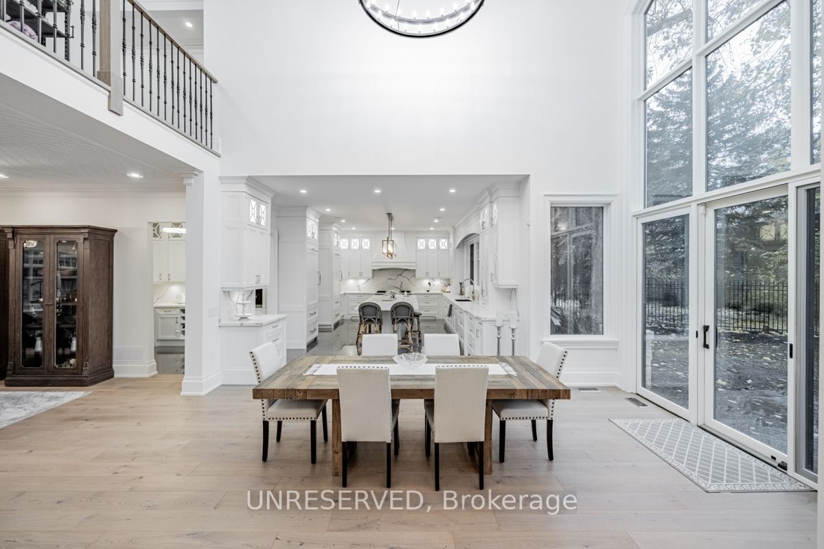 1257 Lakeshore Road W