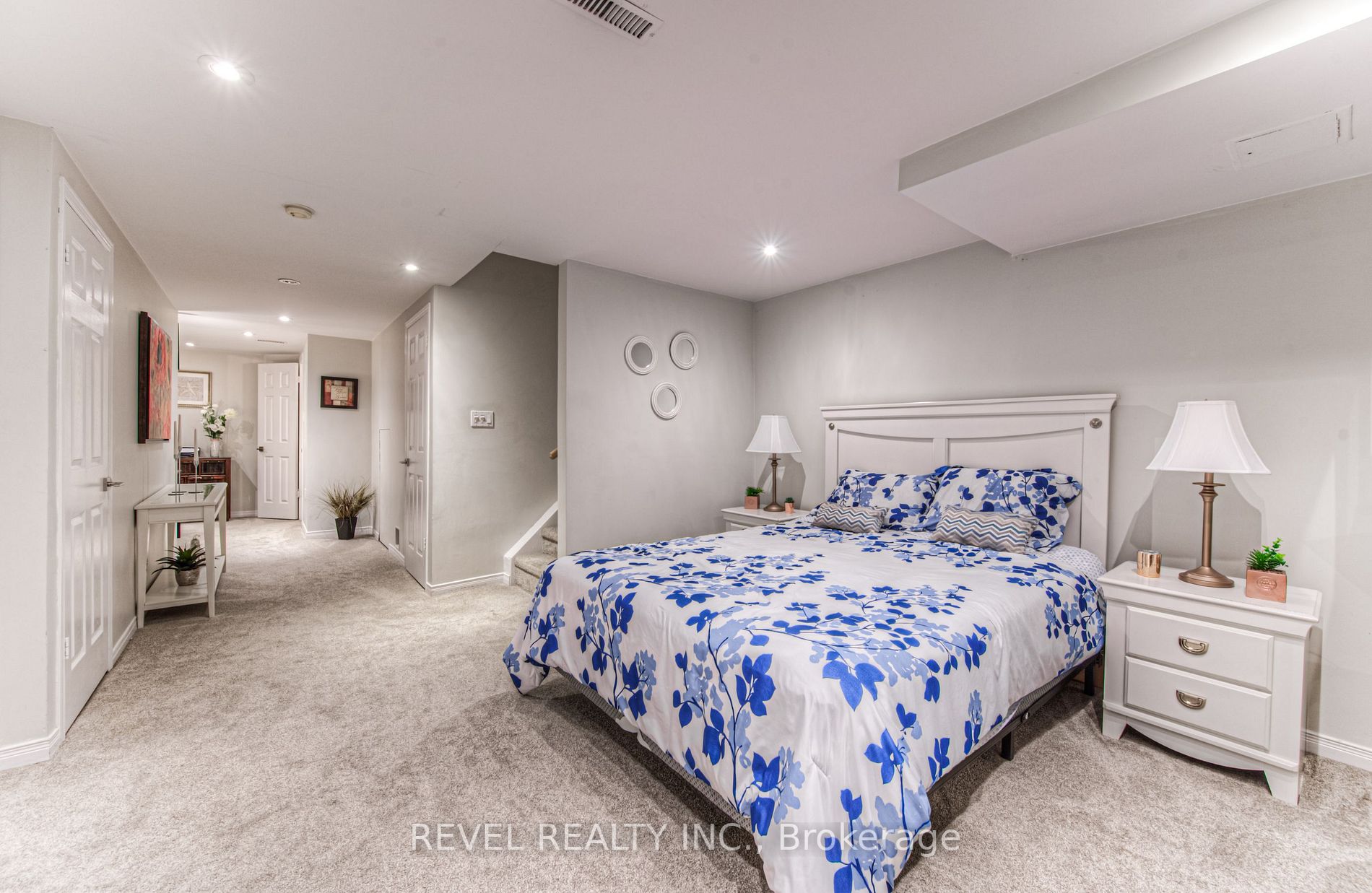 175 Roxton Rd