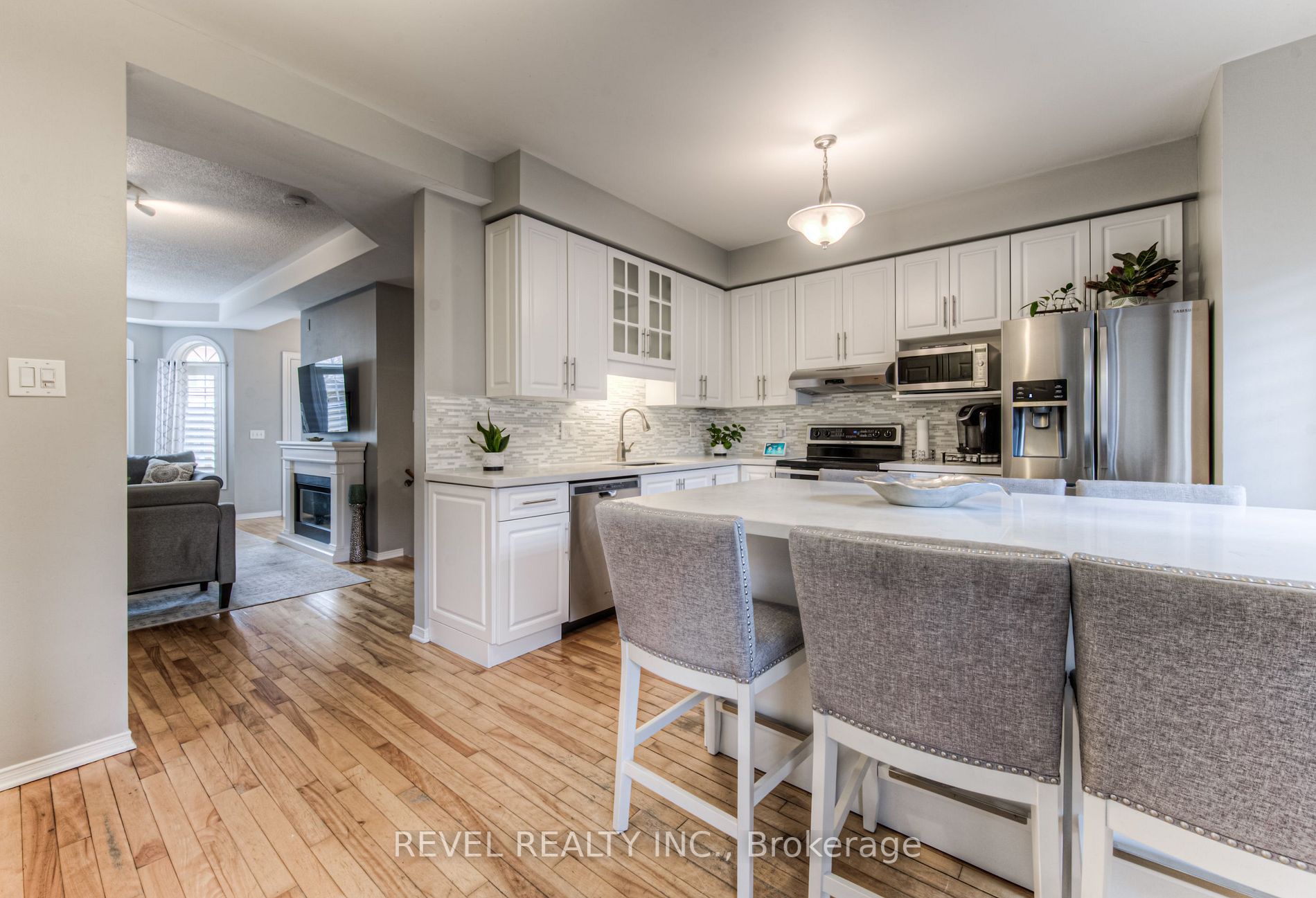 175 Roxton Rd