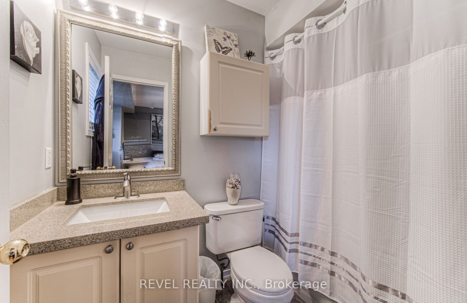 175 Roxton Rd