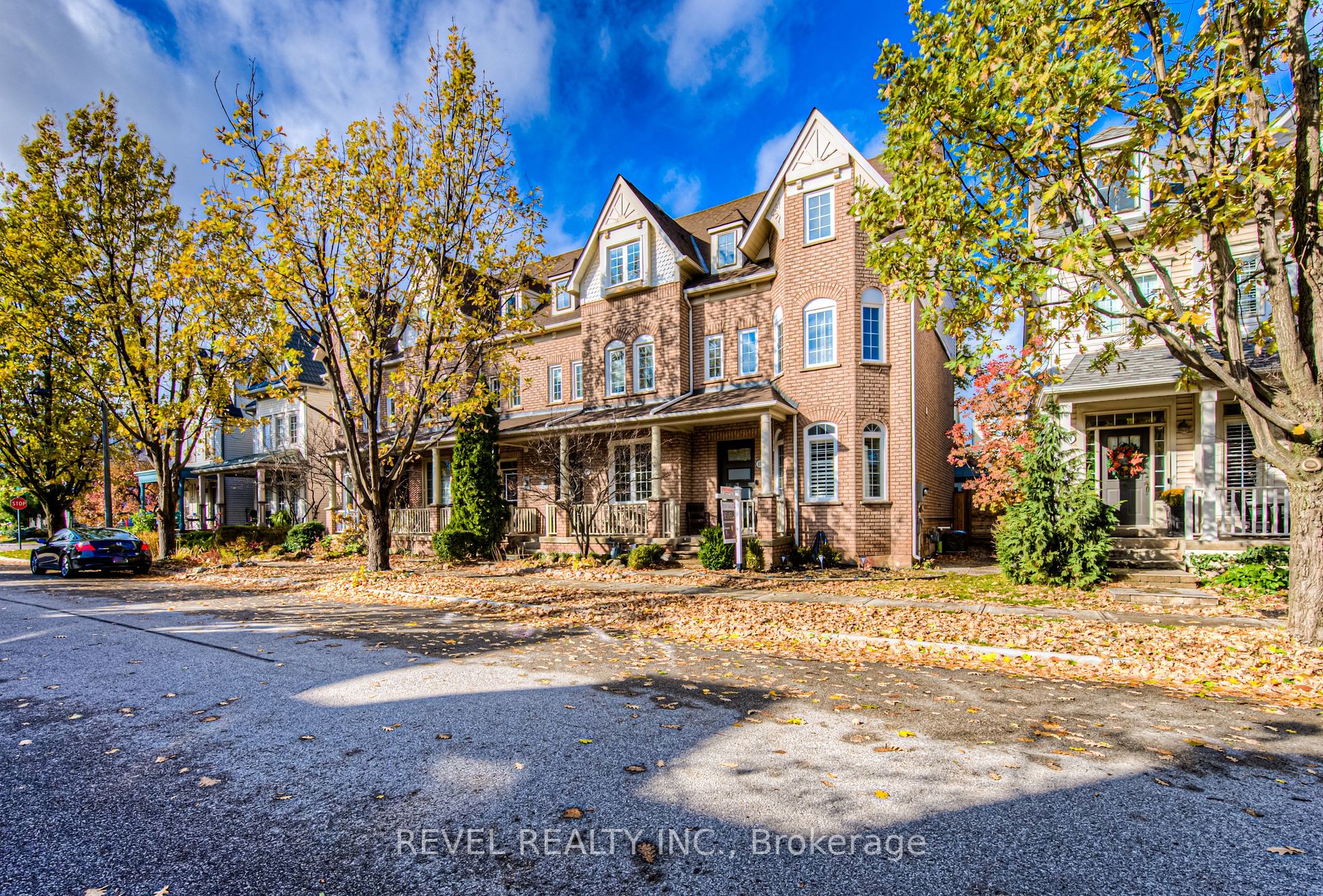 175 Roxton Rd