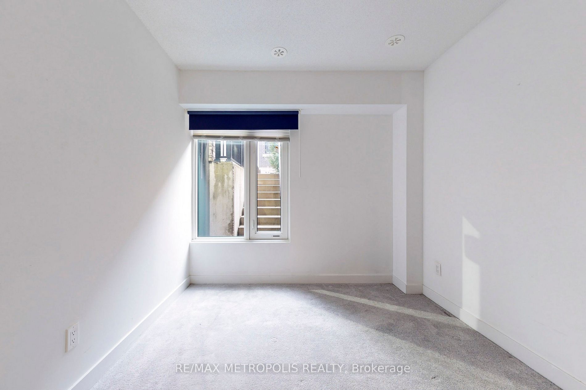 1141 Cooke Blvd, #409