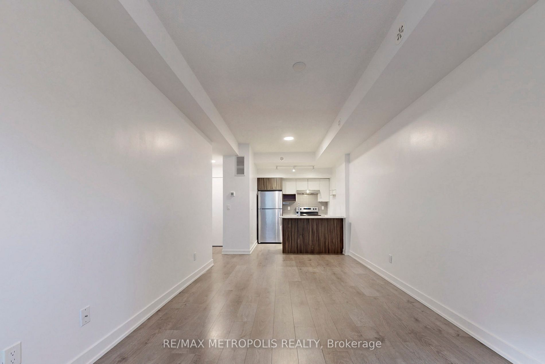 1141 Cooke Blvd, #409
