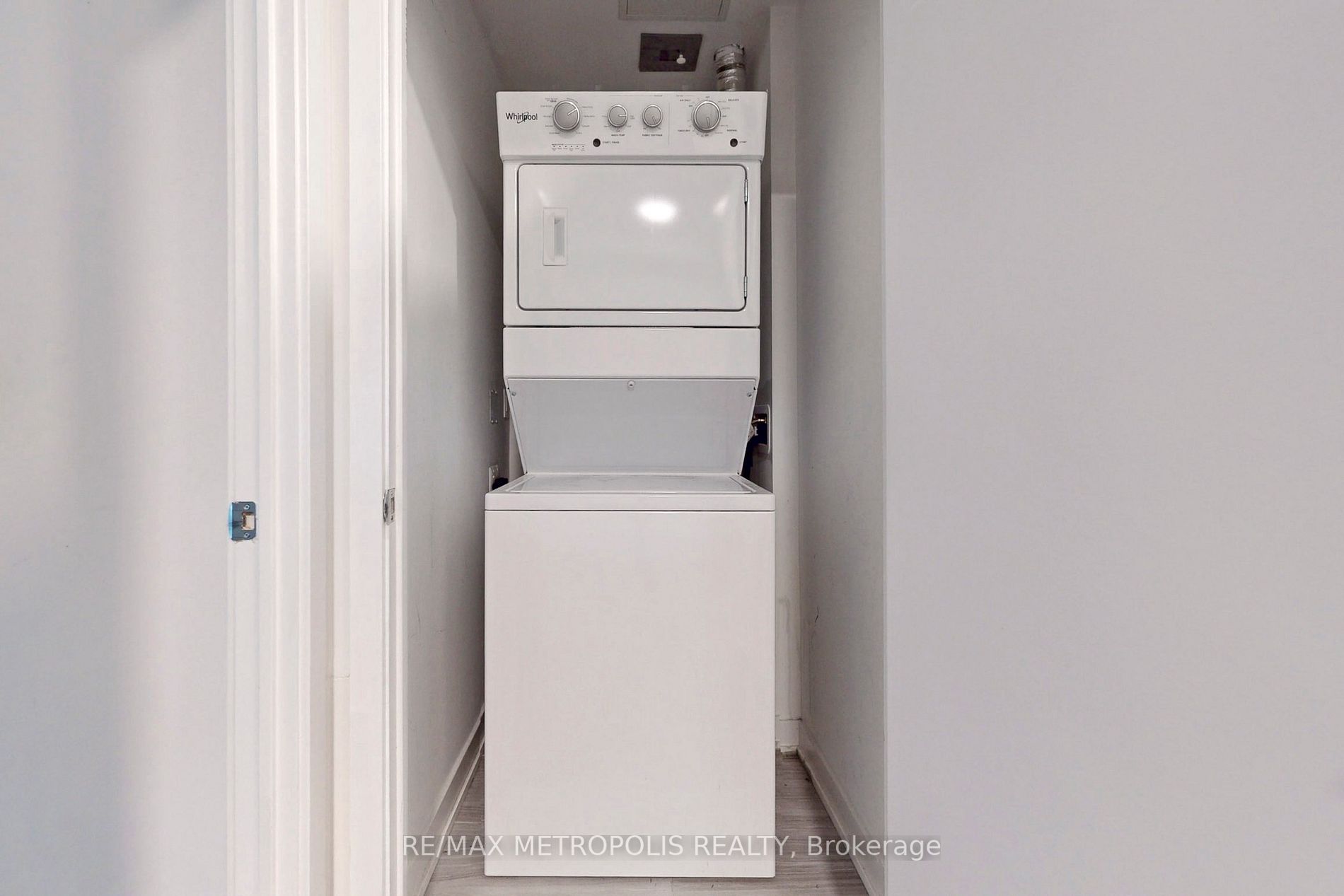 1141 Cooke Blvd, #409