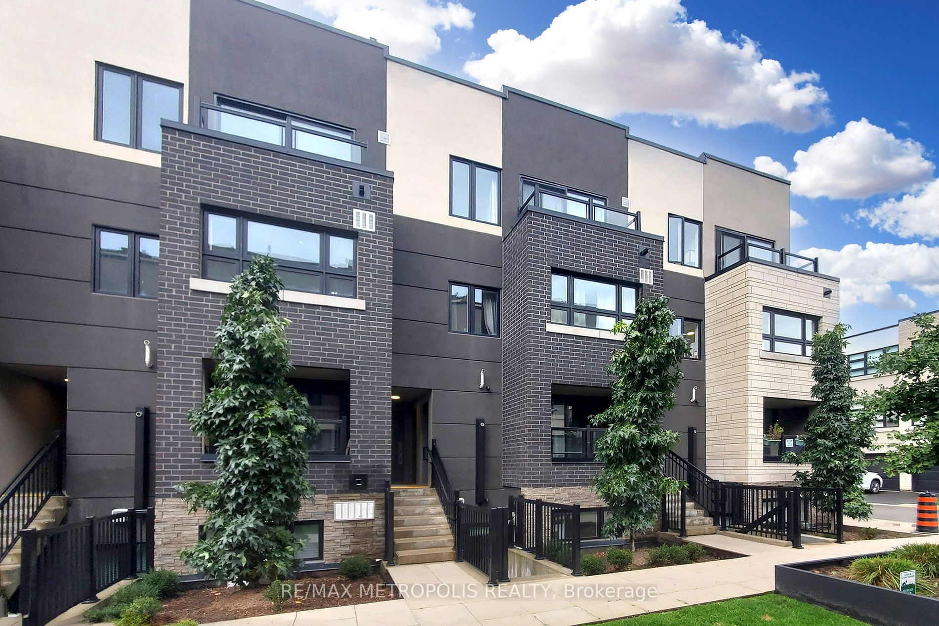 1141 Cooke Blvd, #409