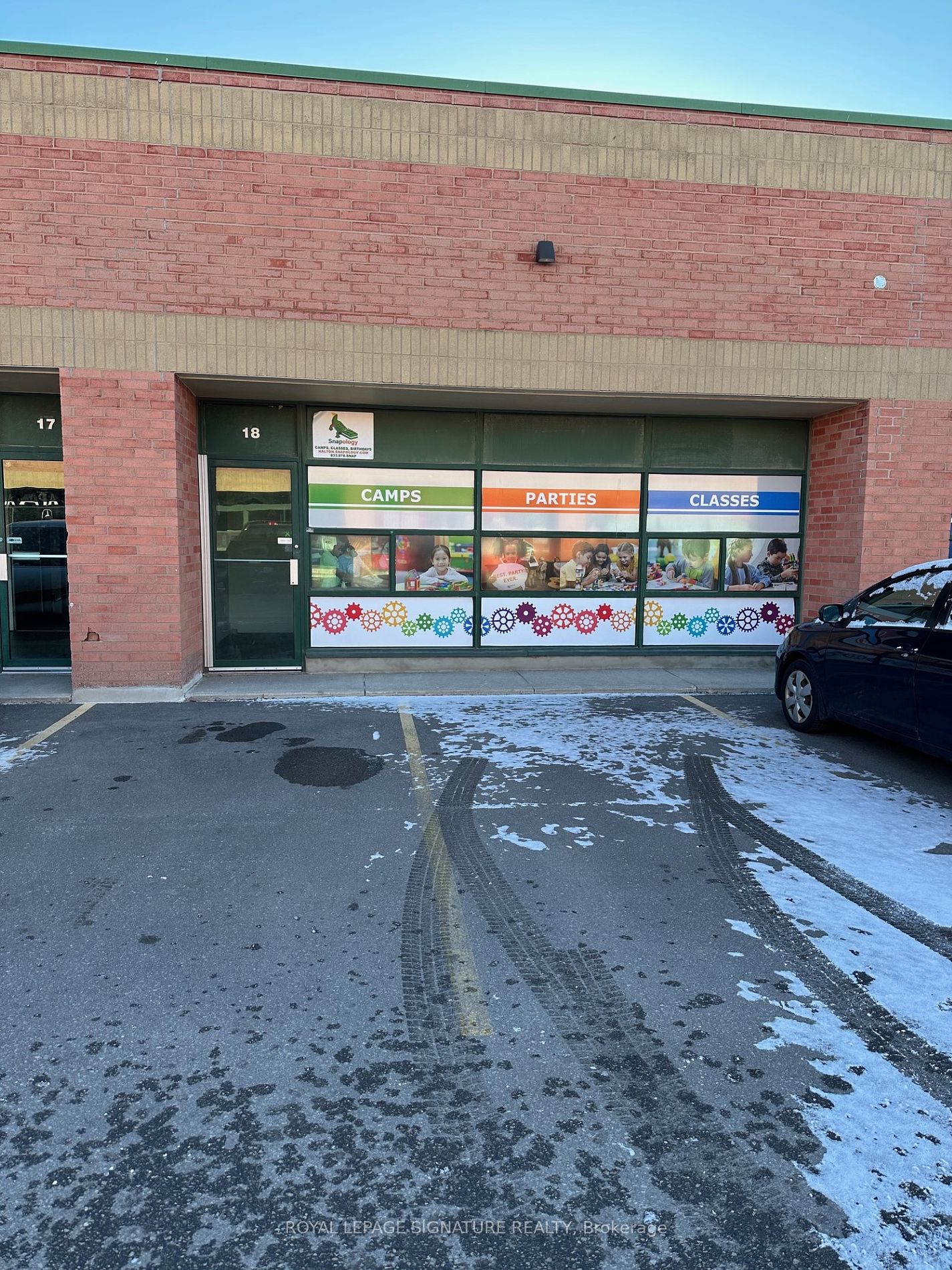 348 Bronte St S, #18