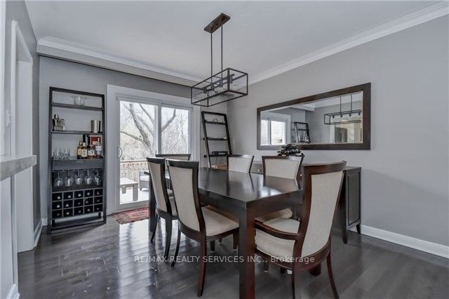 1259 Twin Oaks Dell Dr