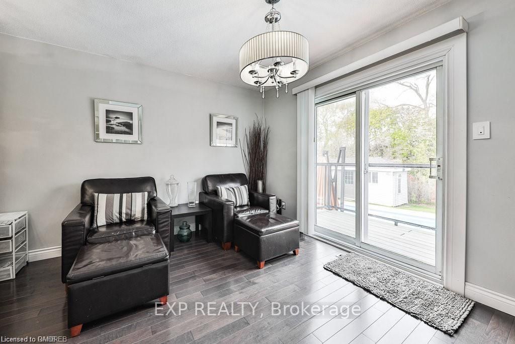 329 Erindale Dr