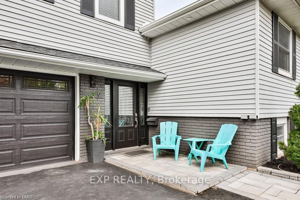329 Erindale Dr