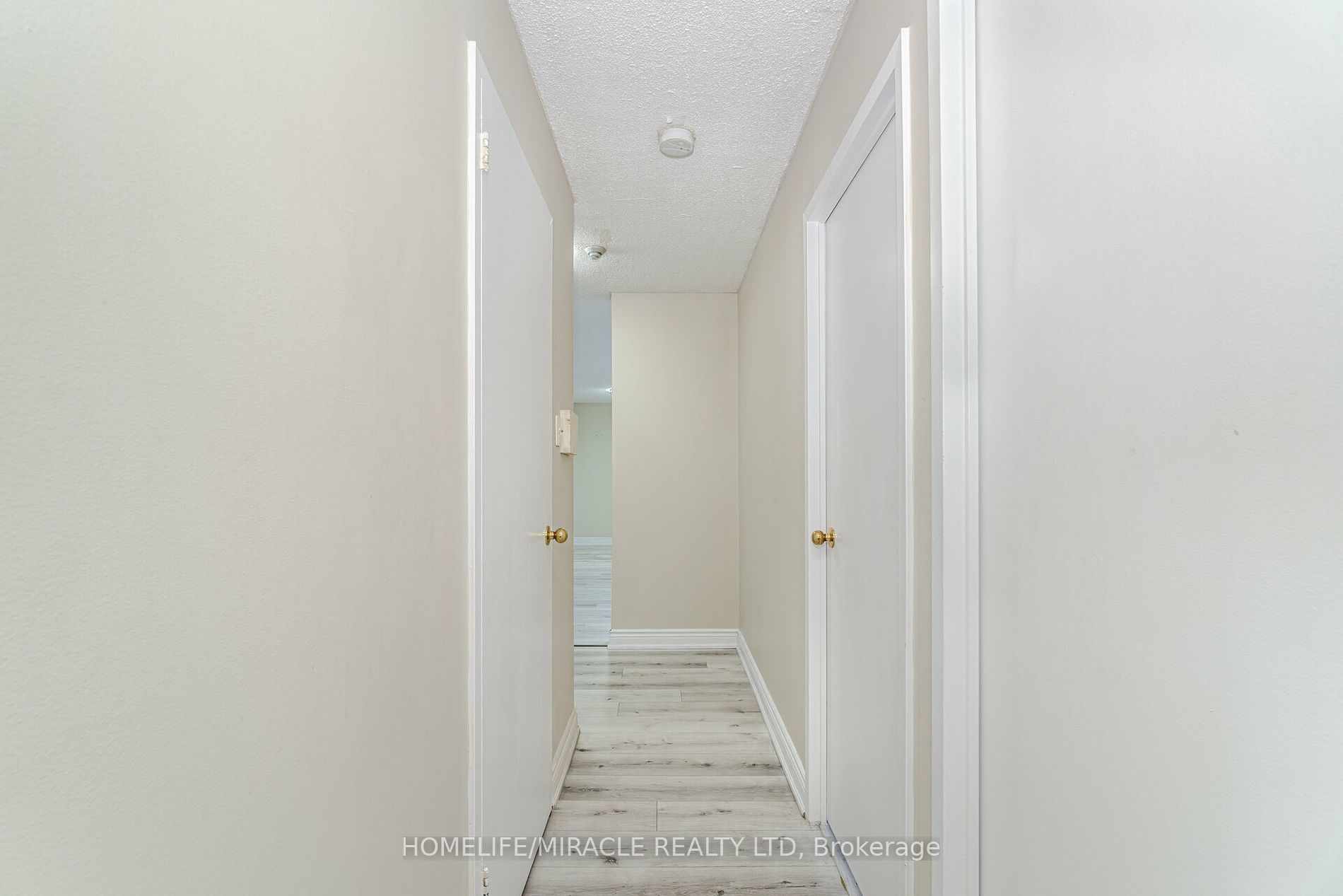 25 Kensington Rd, #410