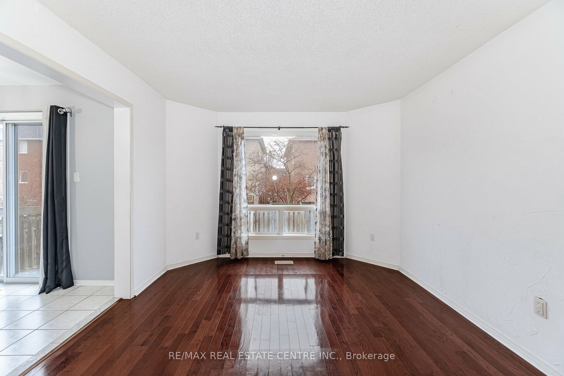 3727 Althorpe Circle