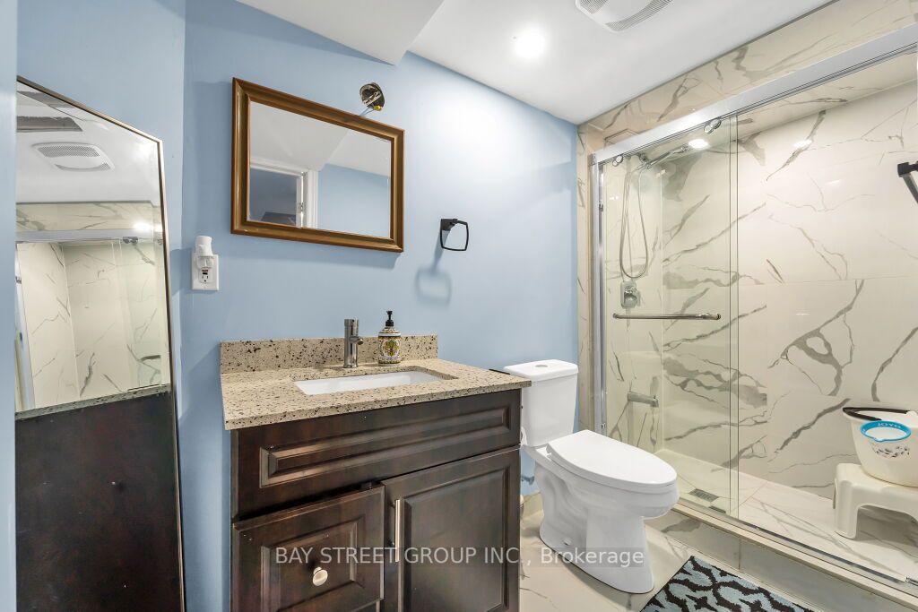 39 Blue Spruce St