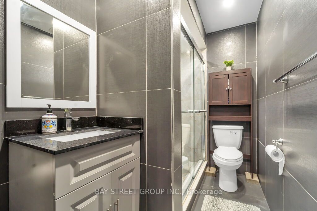 39 Blue Spruce St