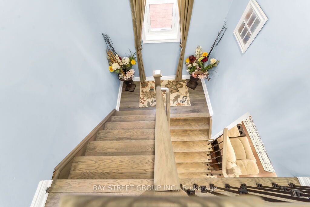 39 Blue Spruce St