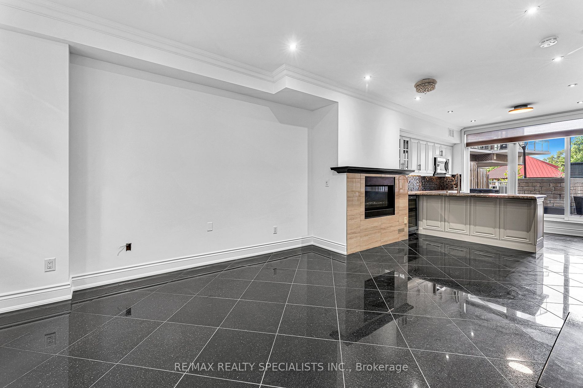 146 Resurrection Rd, #8