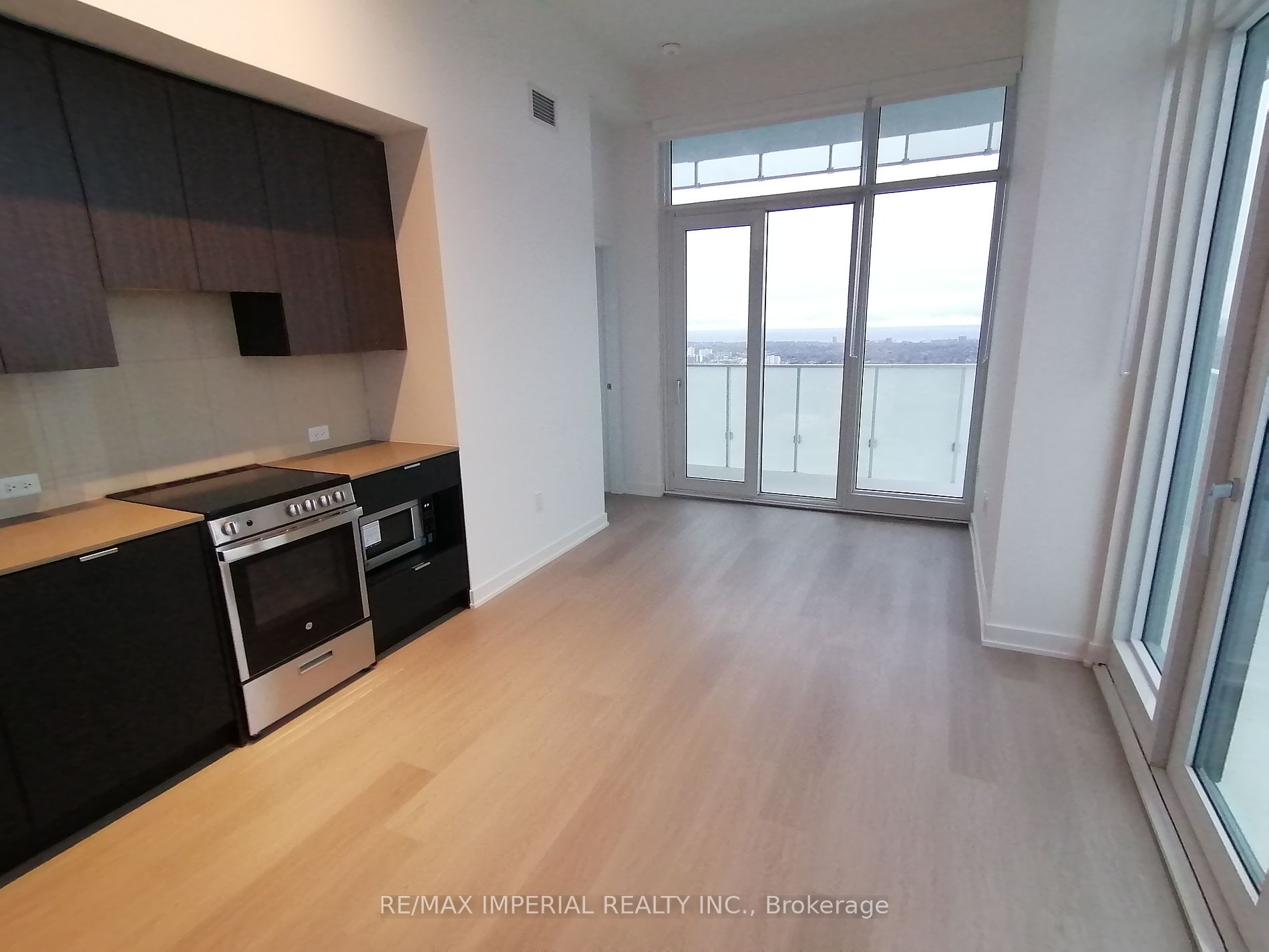 3883 Quartz Road, #4909