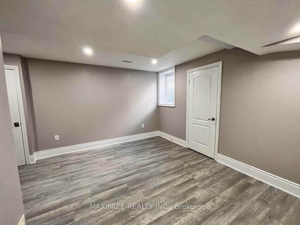 212 Valleyway Drive