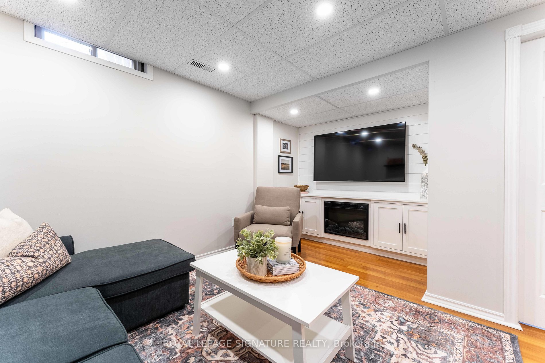 5 Dawson Crescent