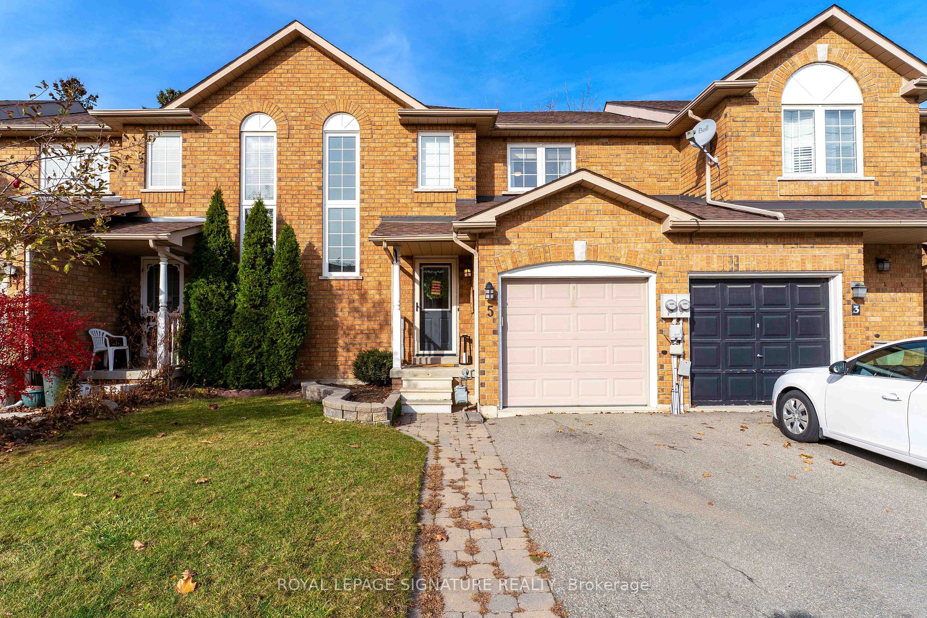5 Dawson Crescent