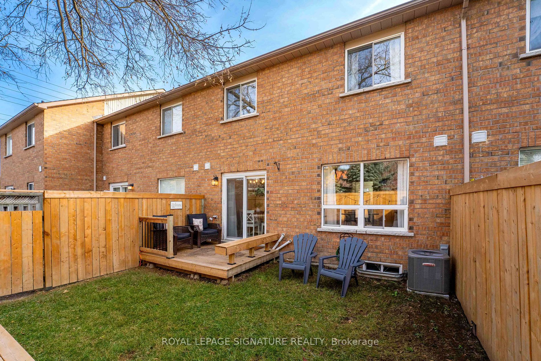 5 Dawson Crescent