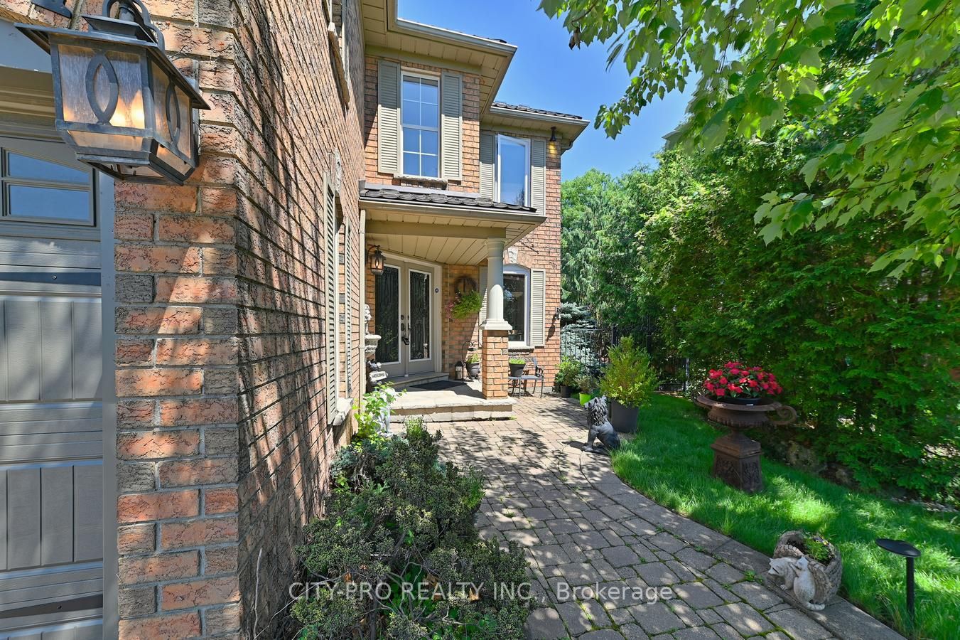 5121 Parkplace Circ