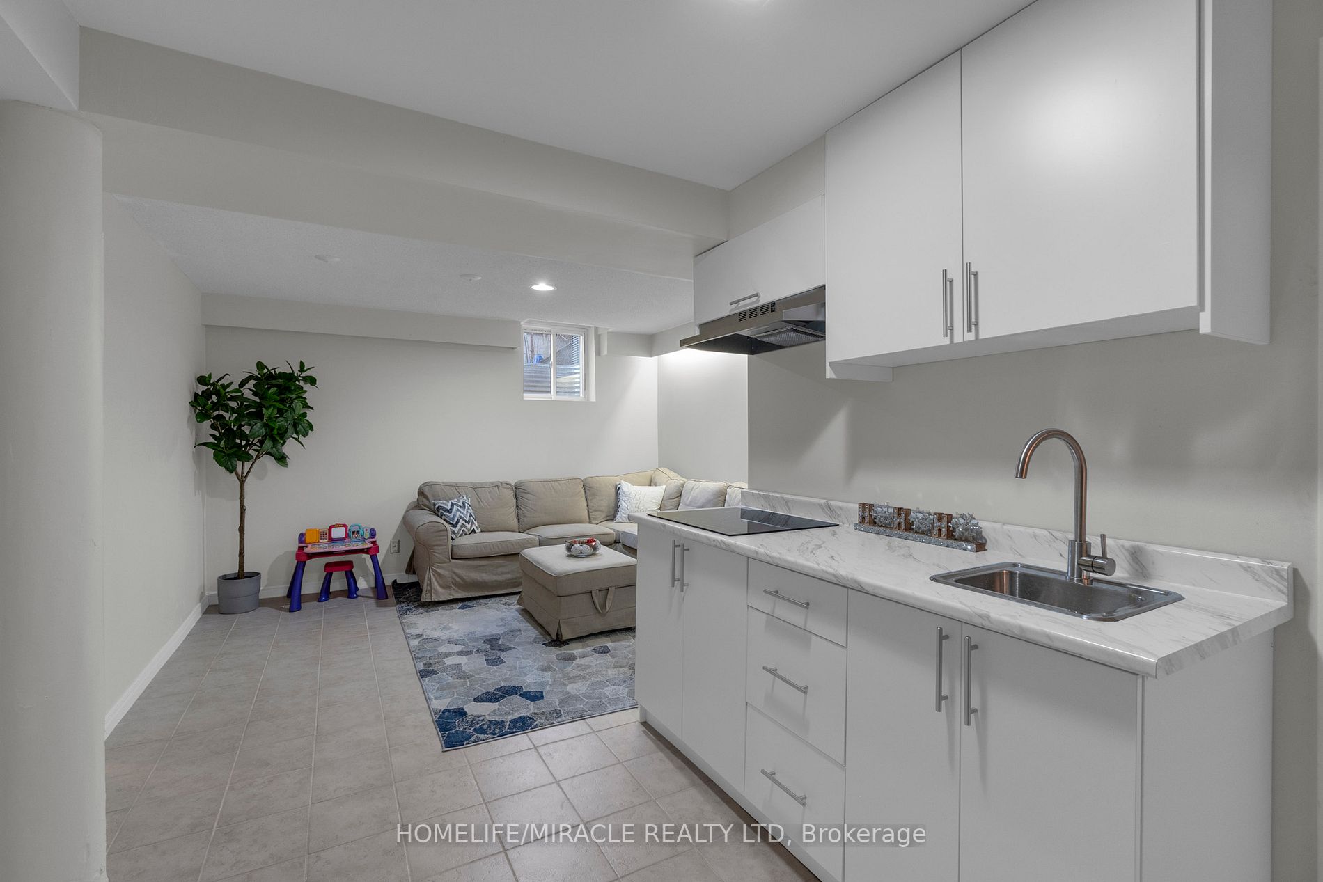 58 Junewood Crescent