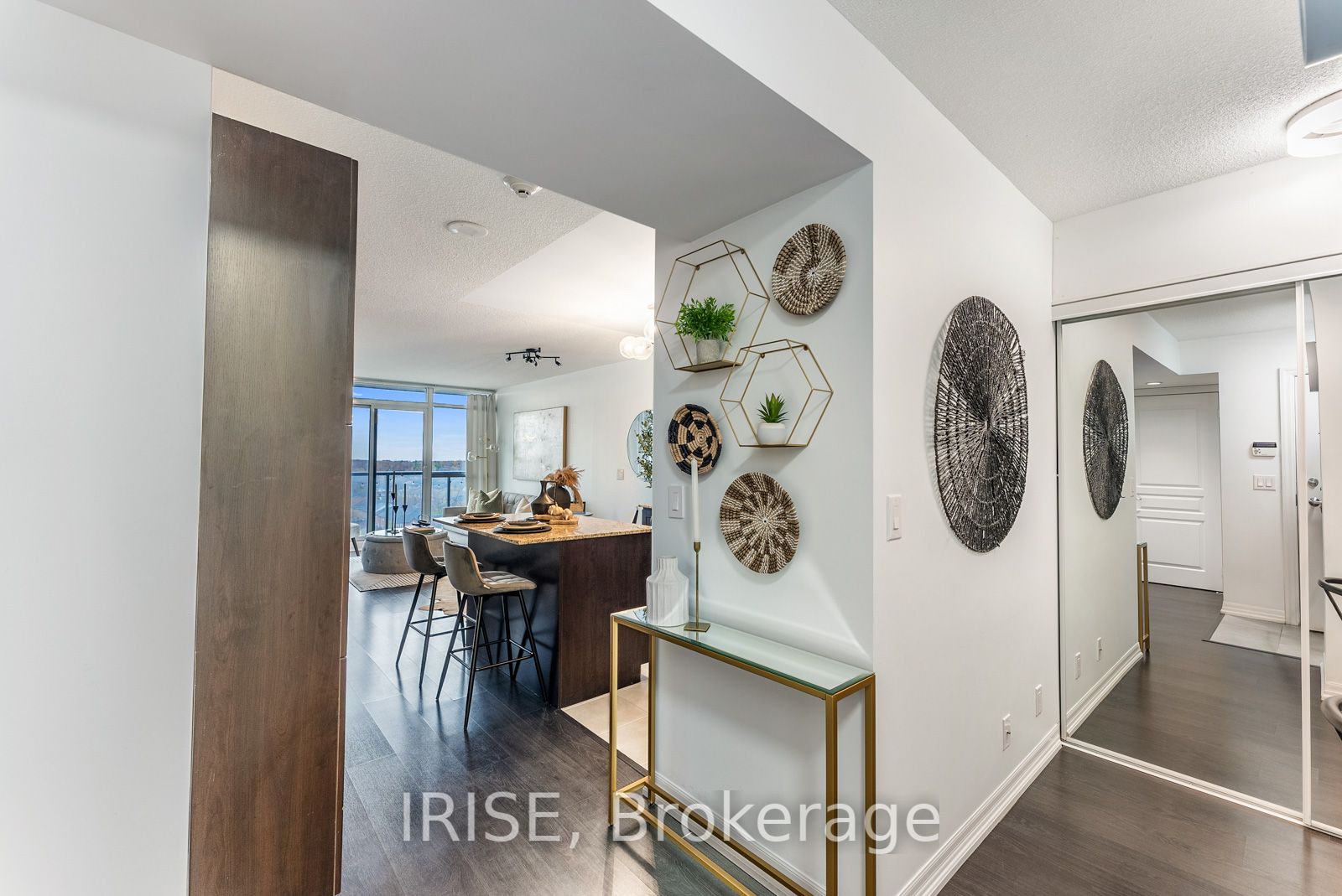 1940 Ironstone Drive, #910